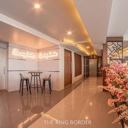 The Ring Border Hotel Ban Khlong Phruan Buitenkant foto