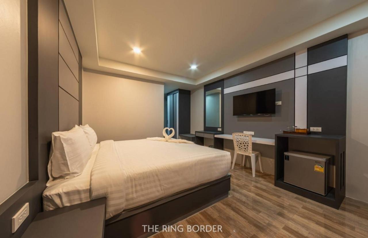 The Ring Border Hotel Ban Khlong Phruan Buitenkant foto