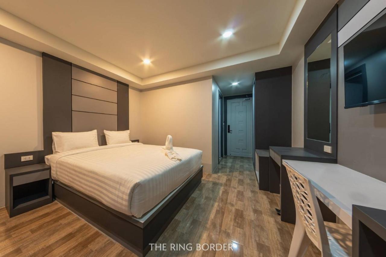 The Ring Border Hotel Ban Khlong Phruan Buitenkant foto