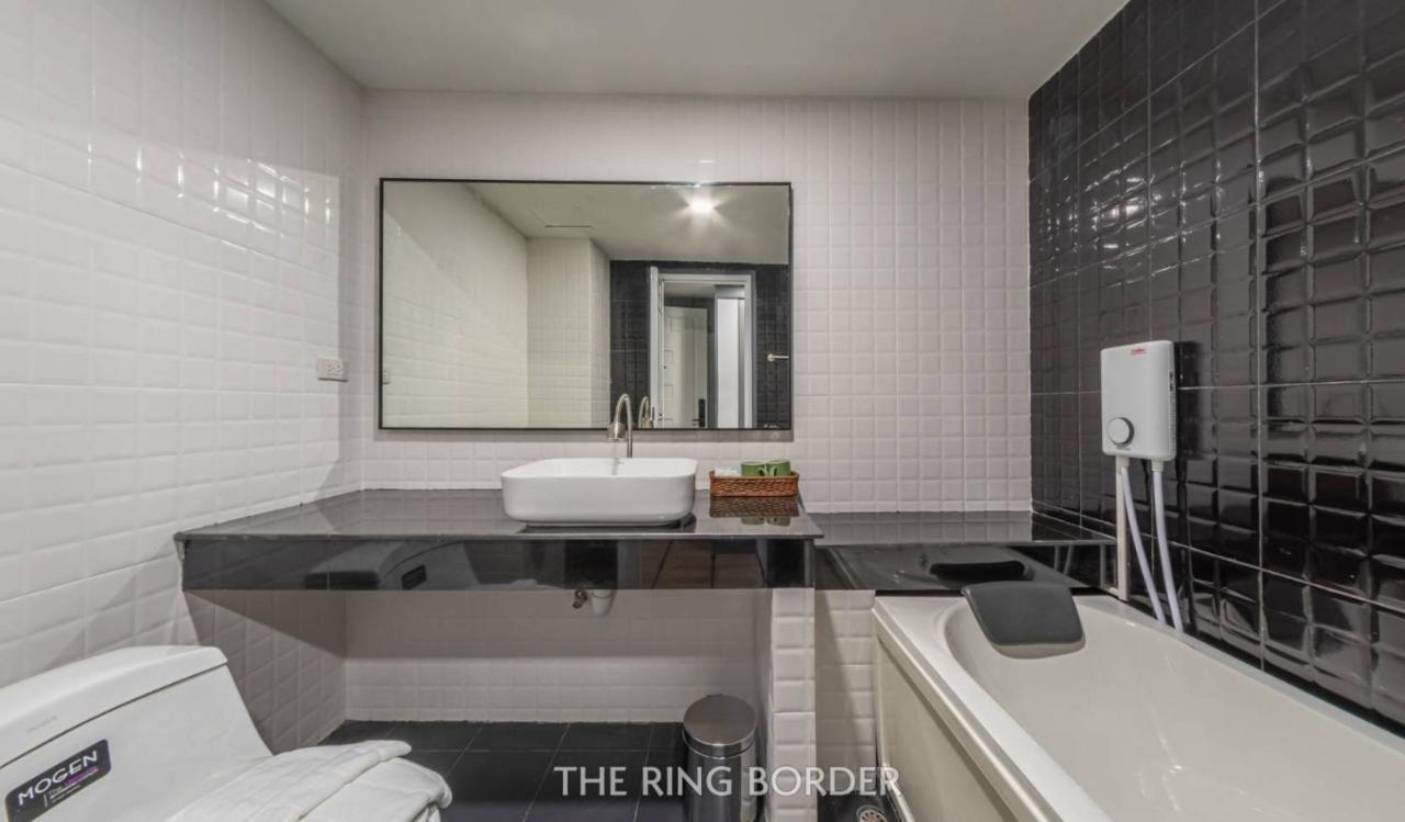 The Ring Border Hotel Ban Khlong Phruan Buitenkant foto